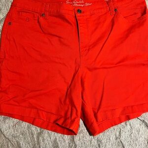 Gloria Vanderbilt All-Around Slimming Effect Shorts - Women’s 16W